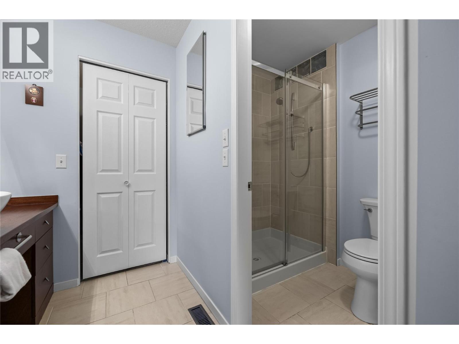 #15 3370 Casorso Road - 26