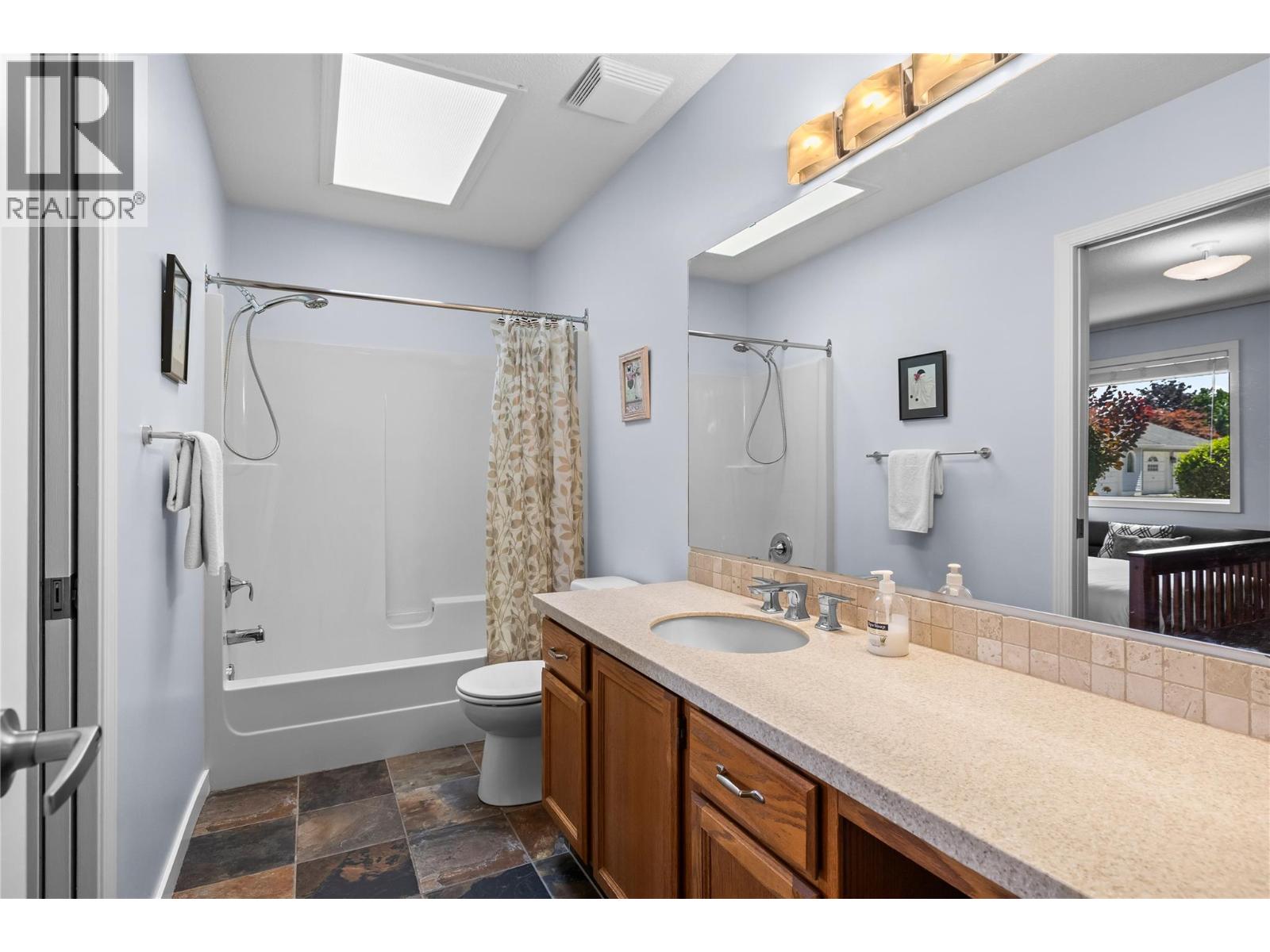 #15 3370 Casorso Road - 20