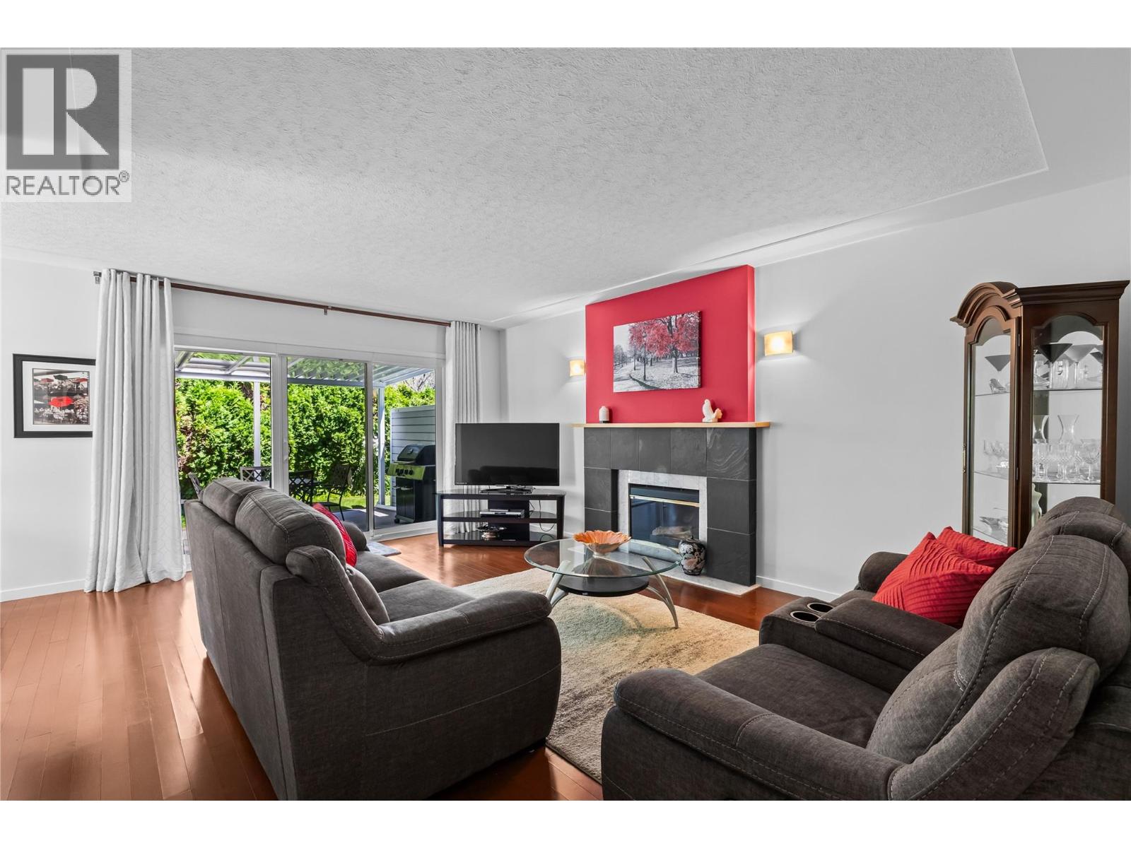 #15 3370 Casorso Road - 17