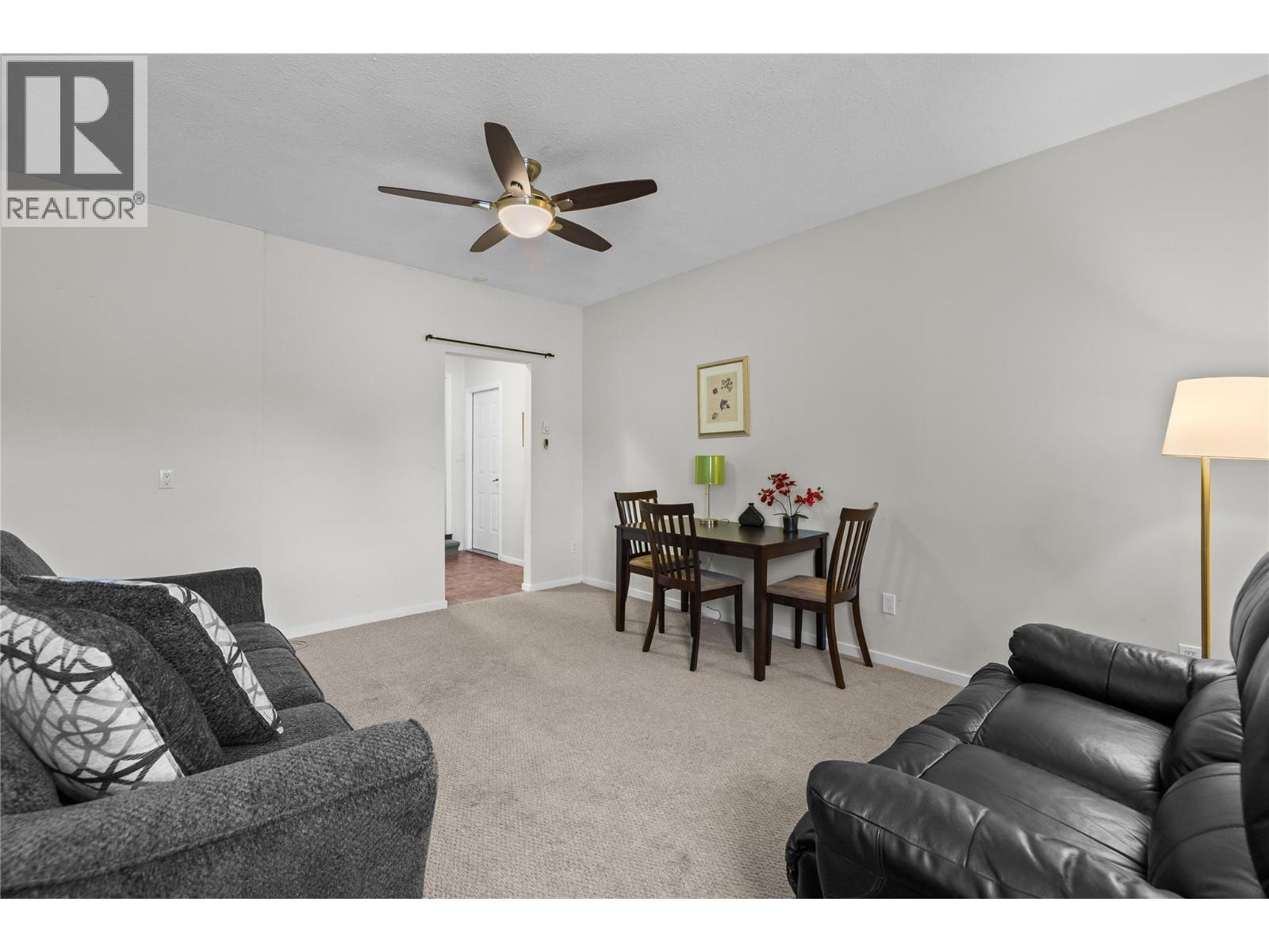 #15 3370 Casorso Road - 31