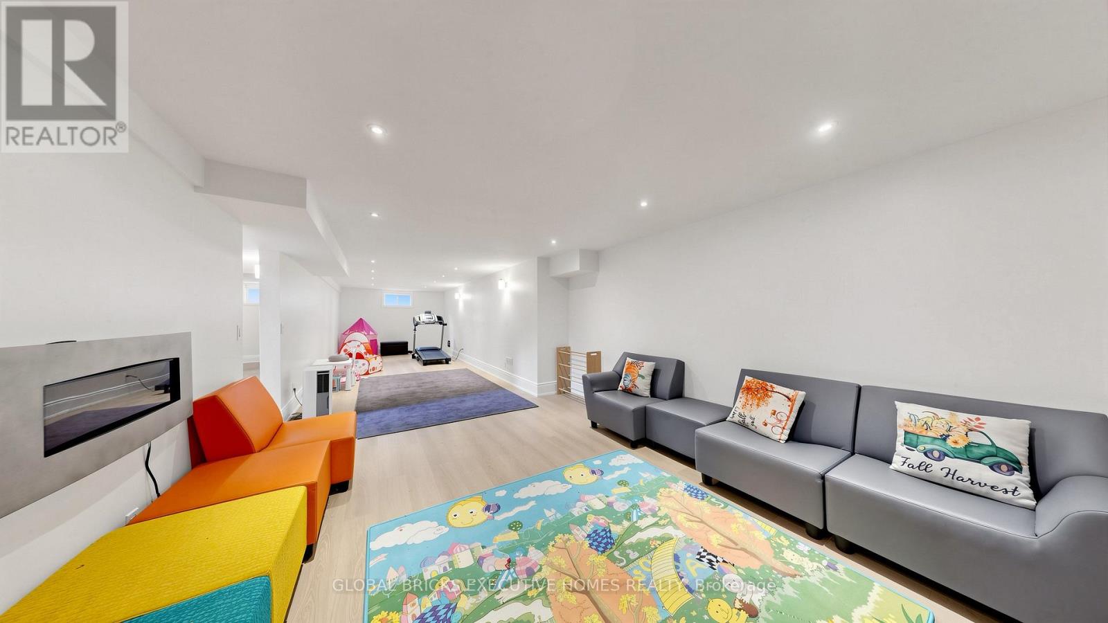 33 ANN STREET - 35