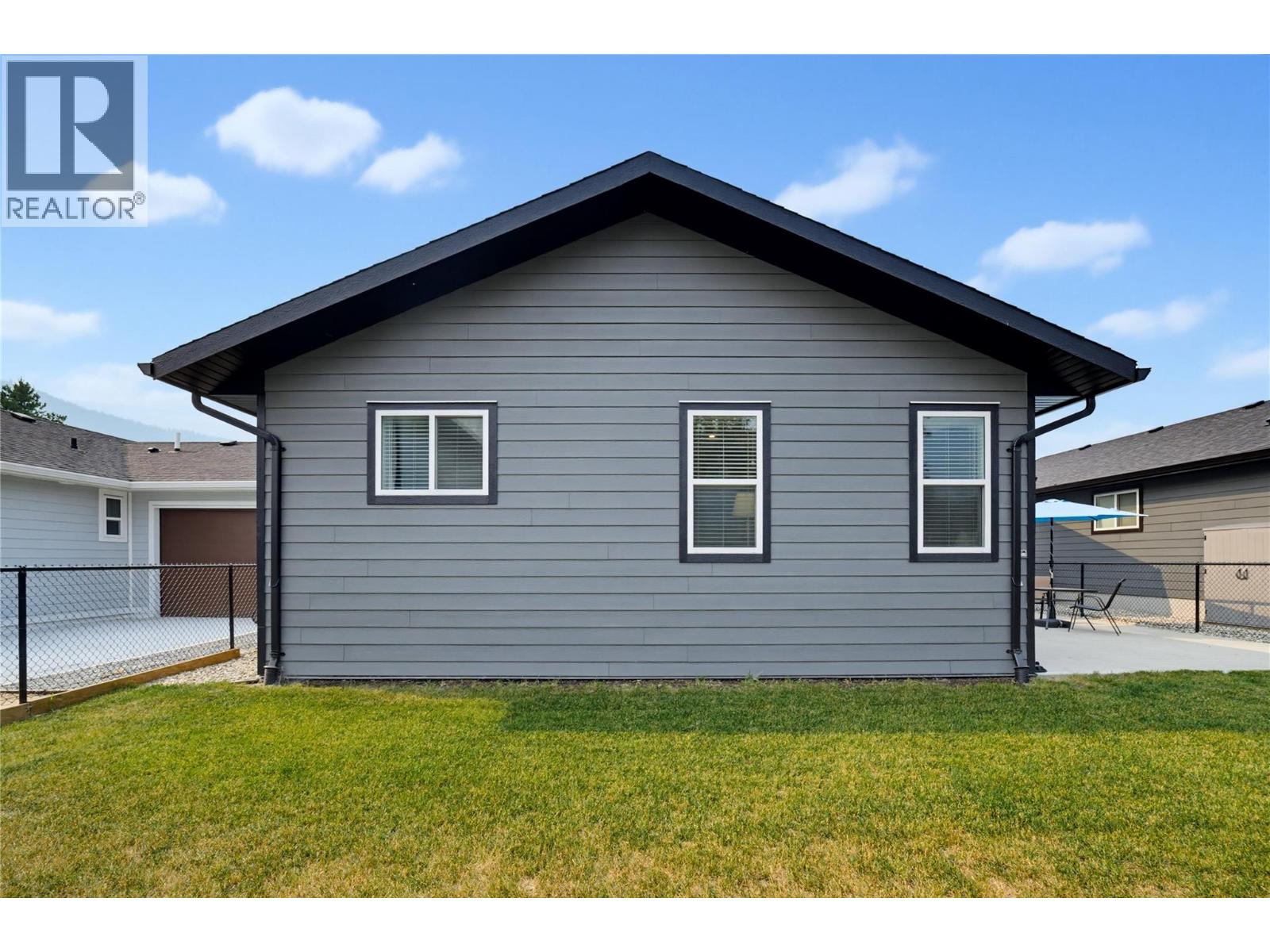  728 Elderberry Walk, Sicamous