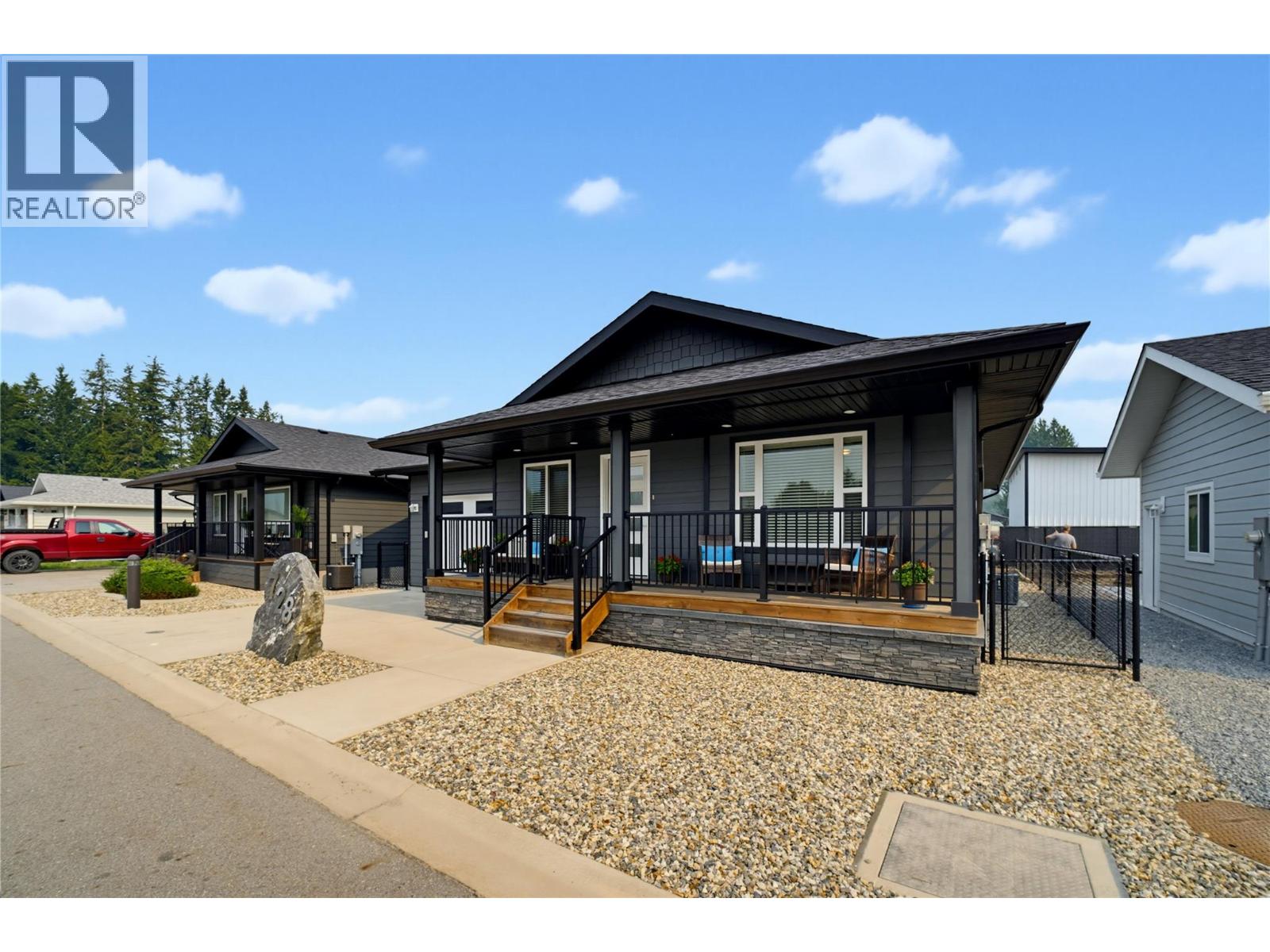  728 Elderberry Walk, Sicamous