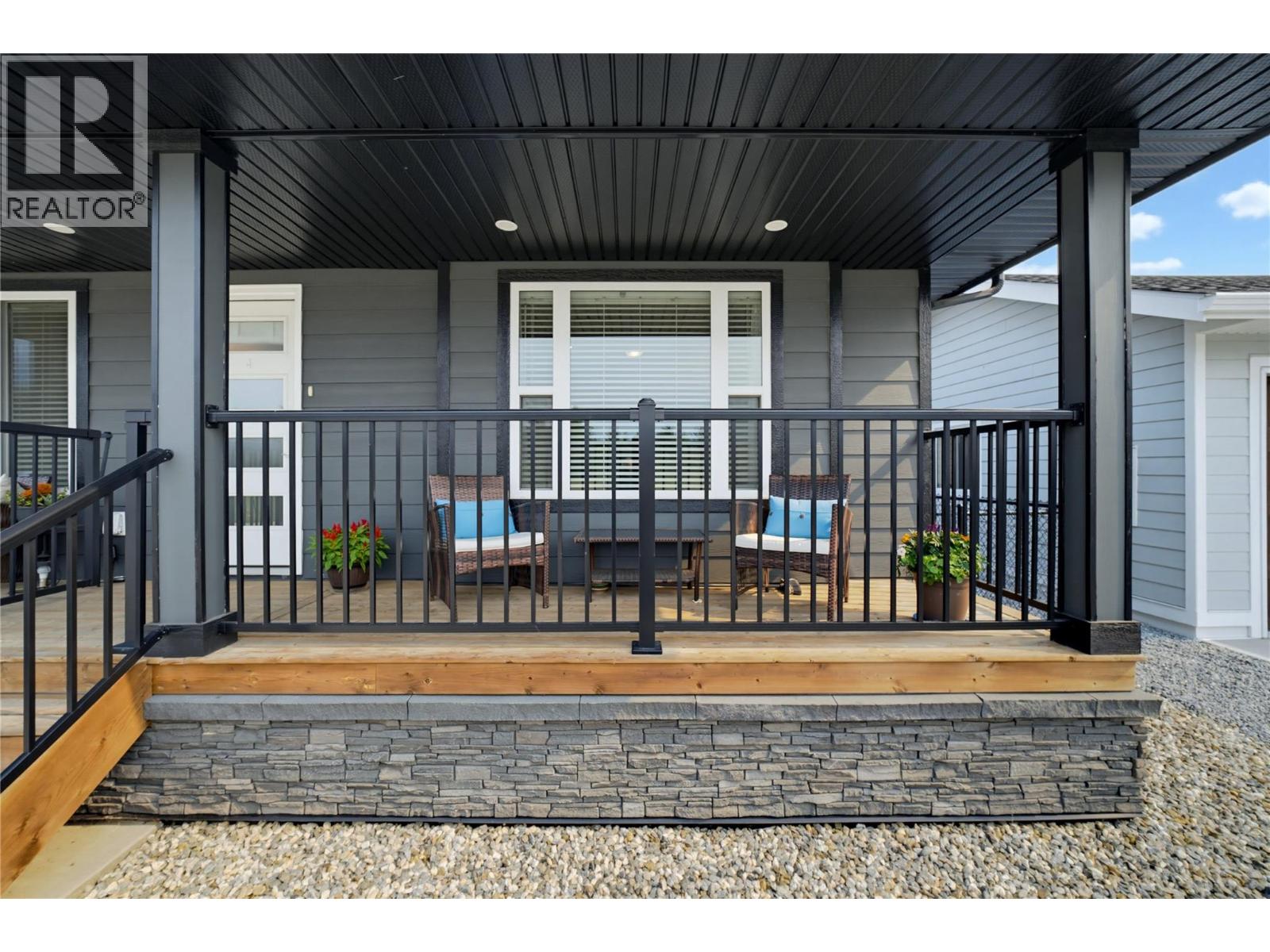  728 Elderberry Walk, Sicamous