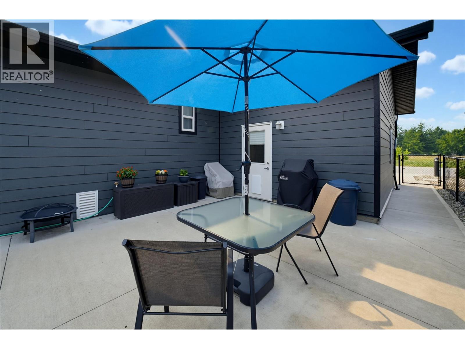  728 Elderberry Walk, Sicamous