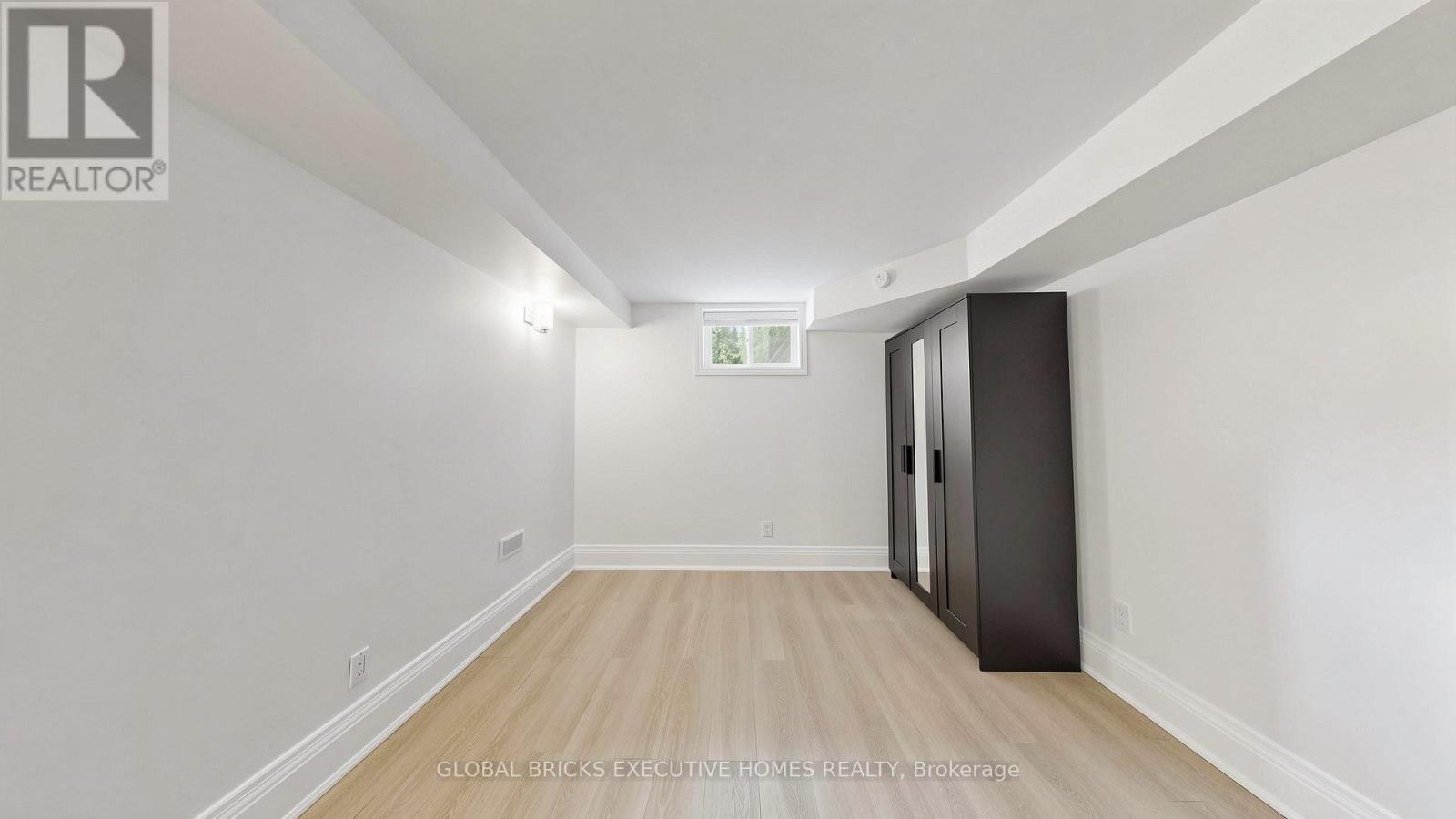 33 ANN STREET - 37