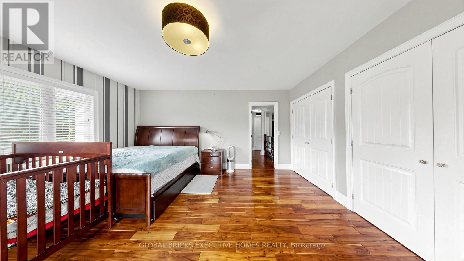 33 ANN STREET - 23