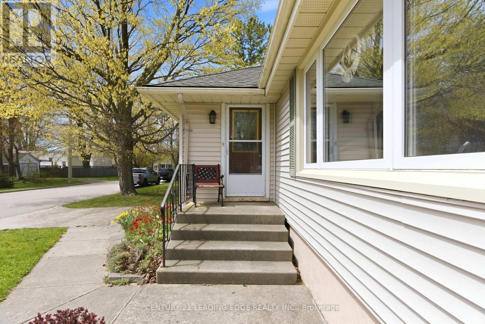 160 WIDDER STREET - 20
