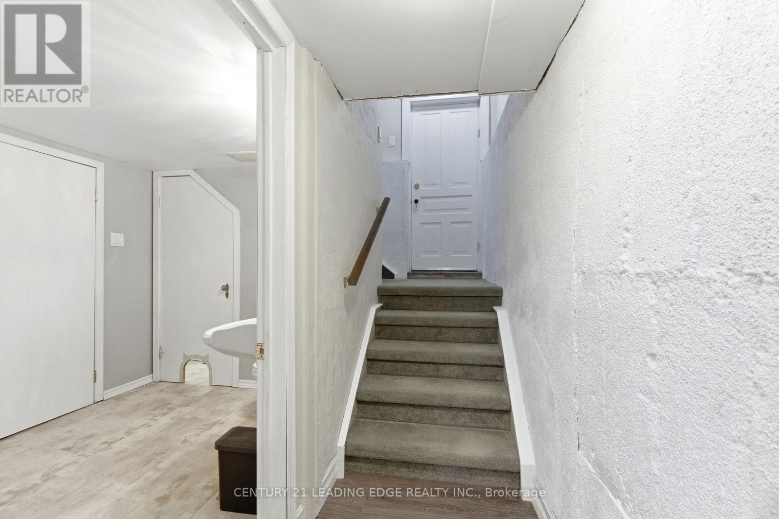 160 WIDDER STREET - 30