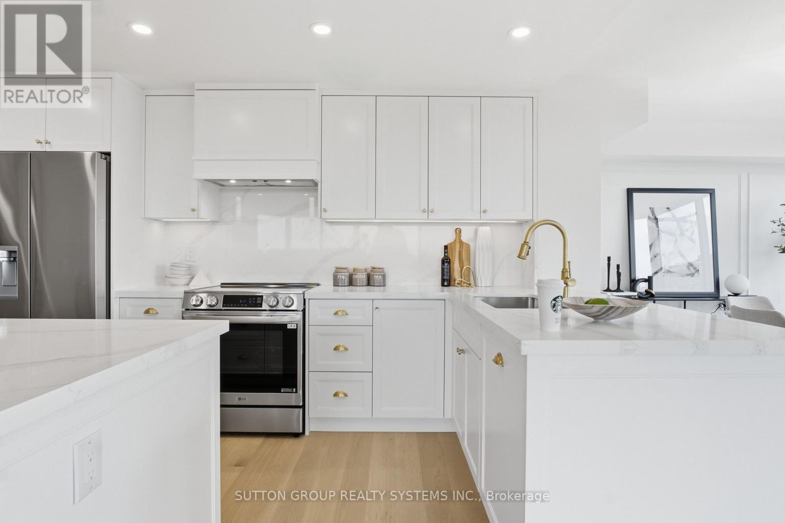 #601 1320 ISLINGTON AVENUE - 11