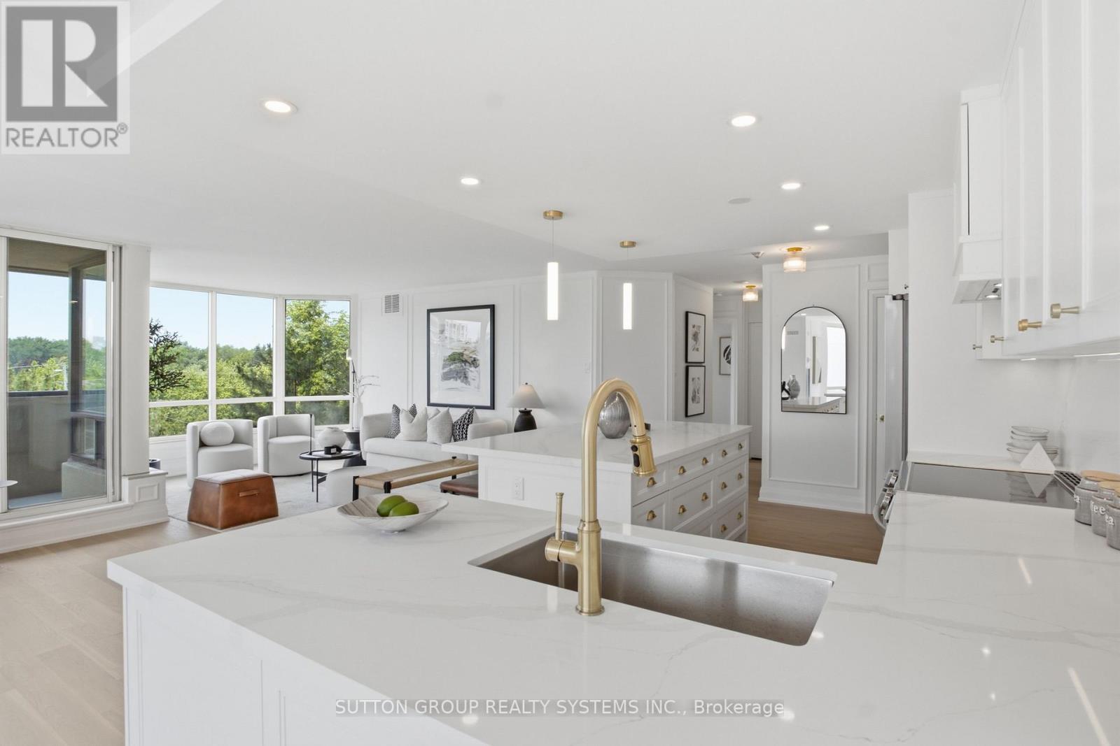 #601 1320 ISLINGTON AVENUE - 16