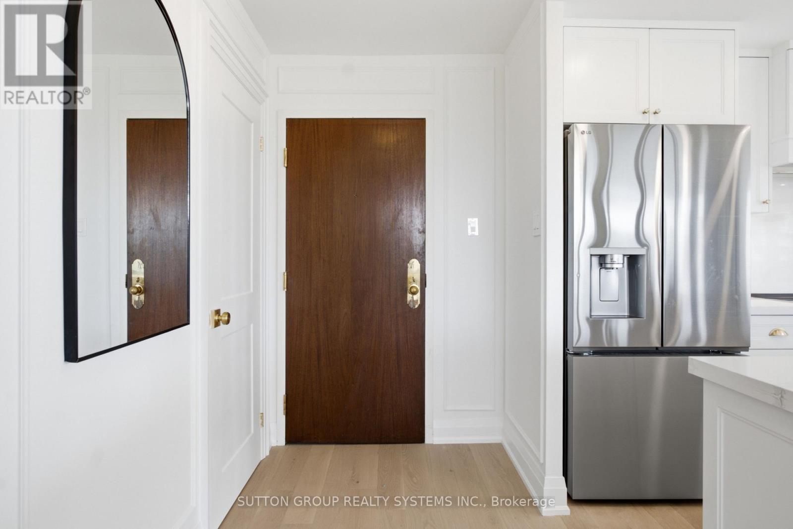 #601 1320 ISLINGTON AVENUE - 22
