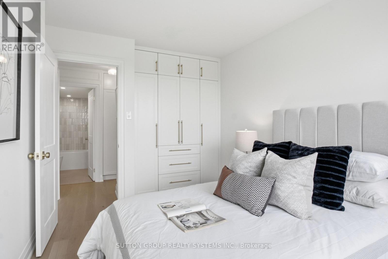 #601 1320 ISLINGTON AVENUE - 25