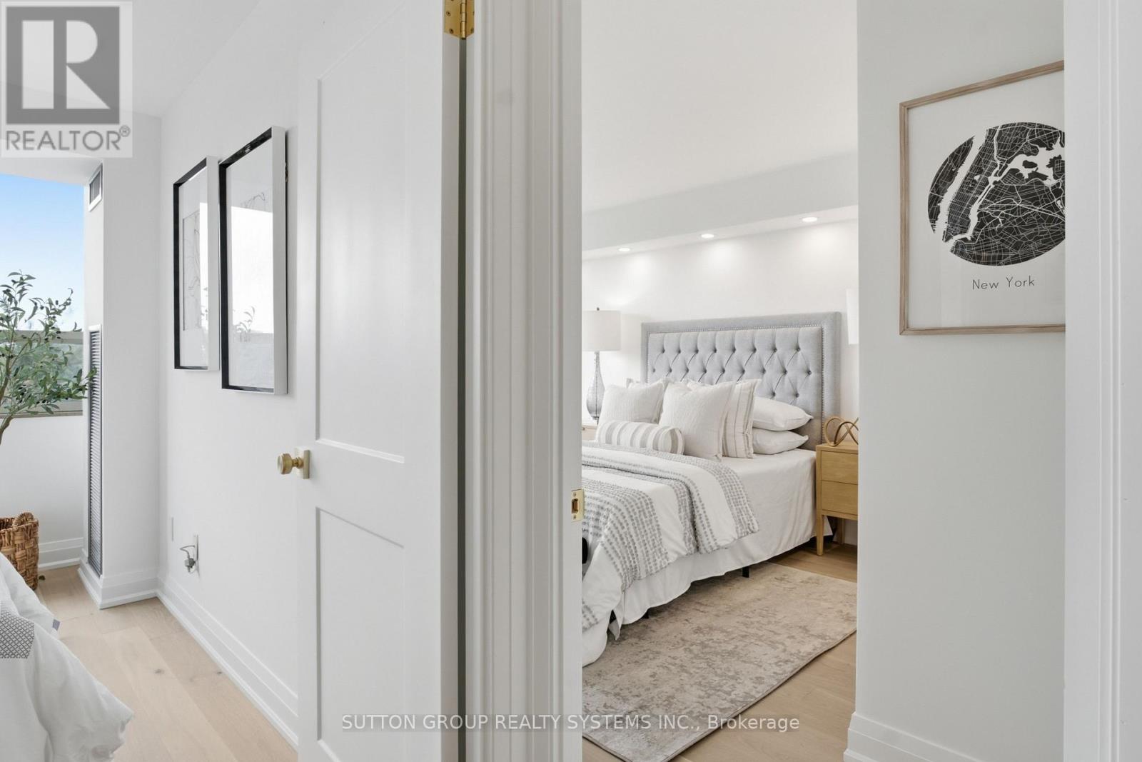 #601 1320 ISLINGTON AVENUE - 27
