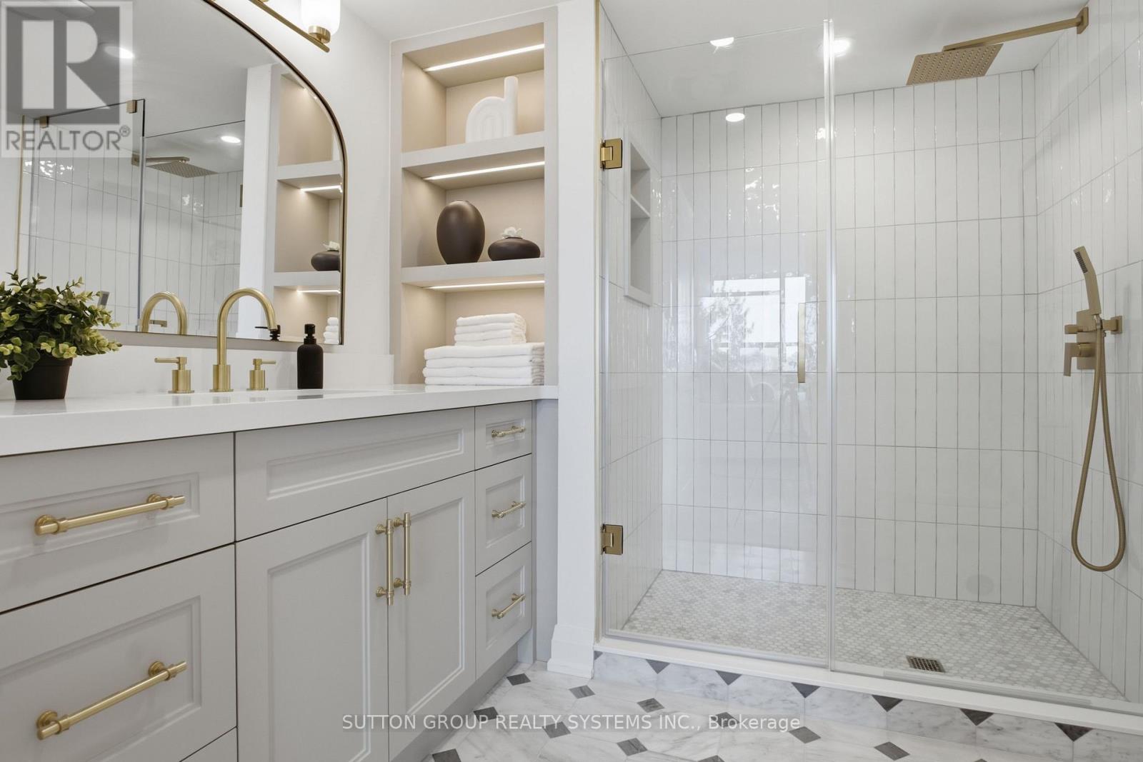 #601 1320 ISLINGTON AVENUE - 31