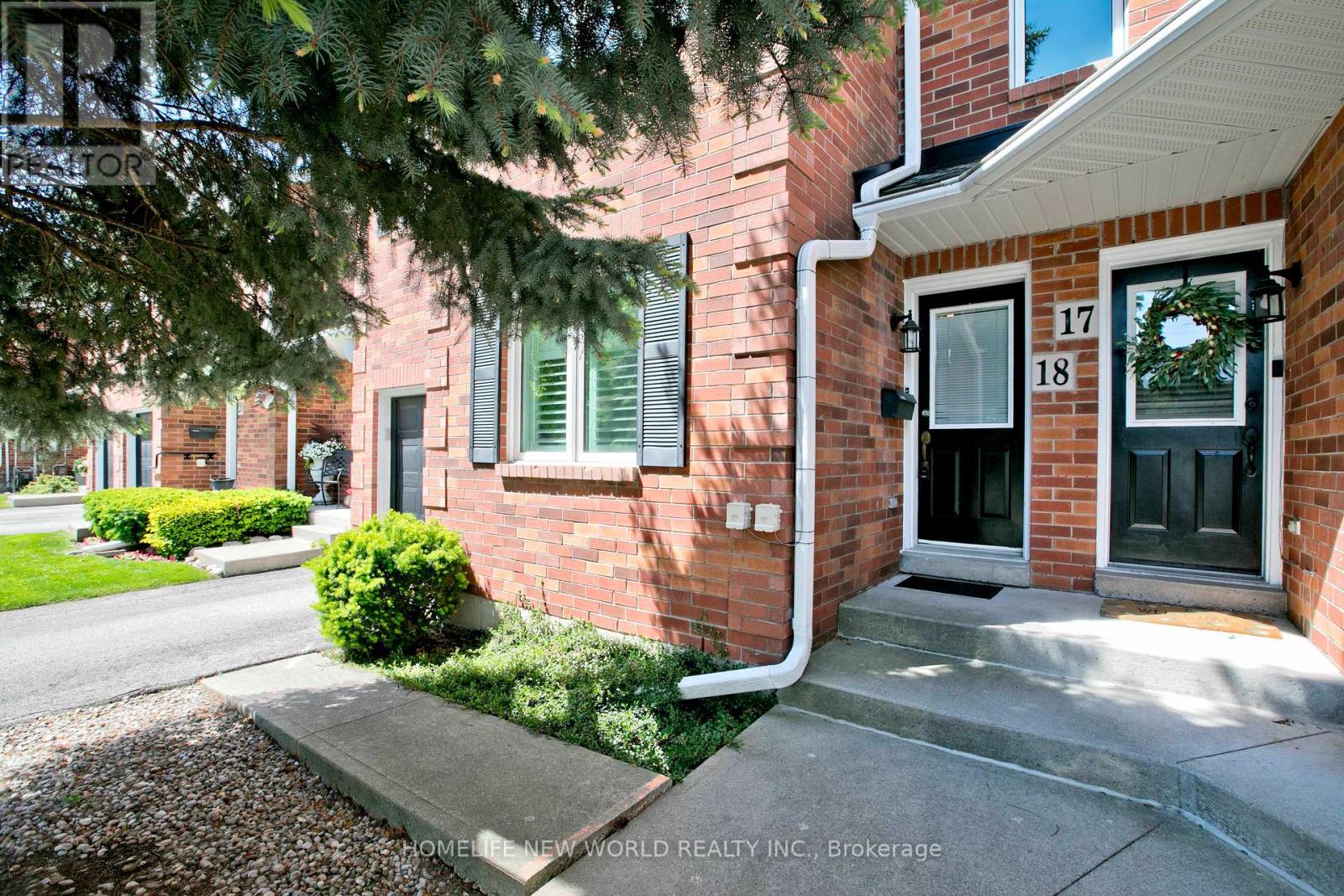 #18 2120 HEADON ROAD - 1