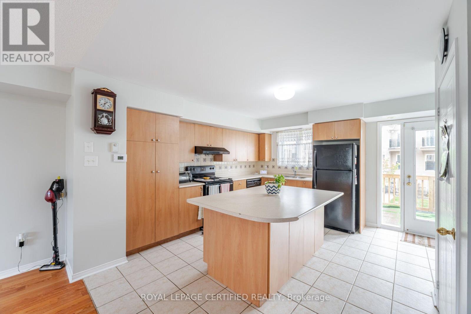 #16 4861 HALF MOON GROVE - 11