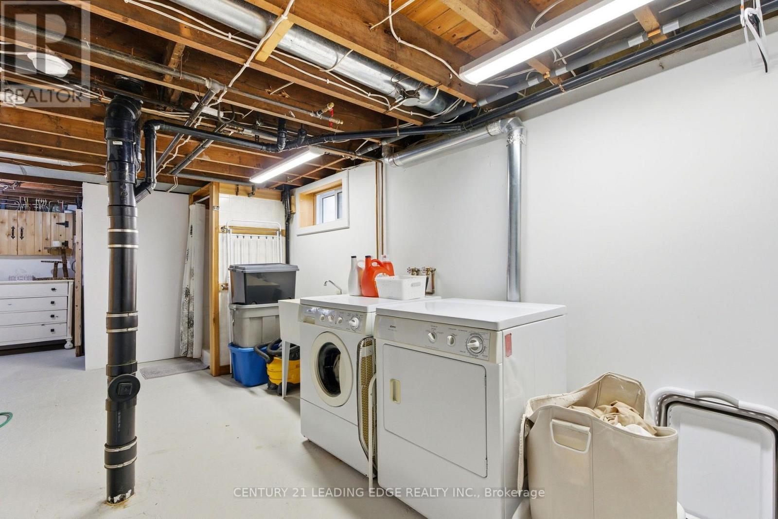 160 WIDDER STREET - 38