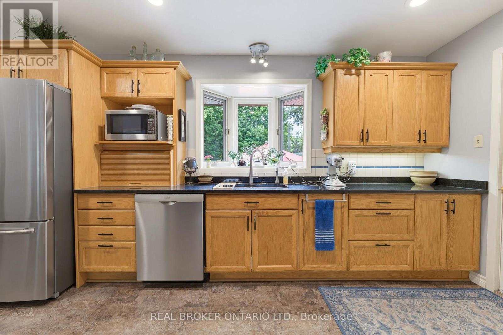 13 BLUEBIRD PLACE - 13