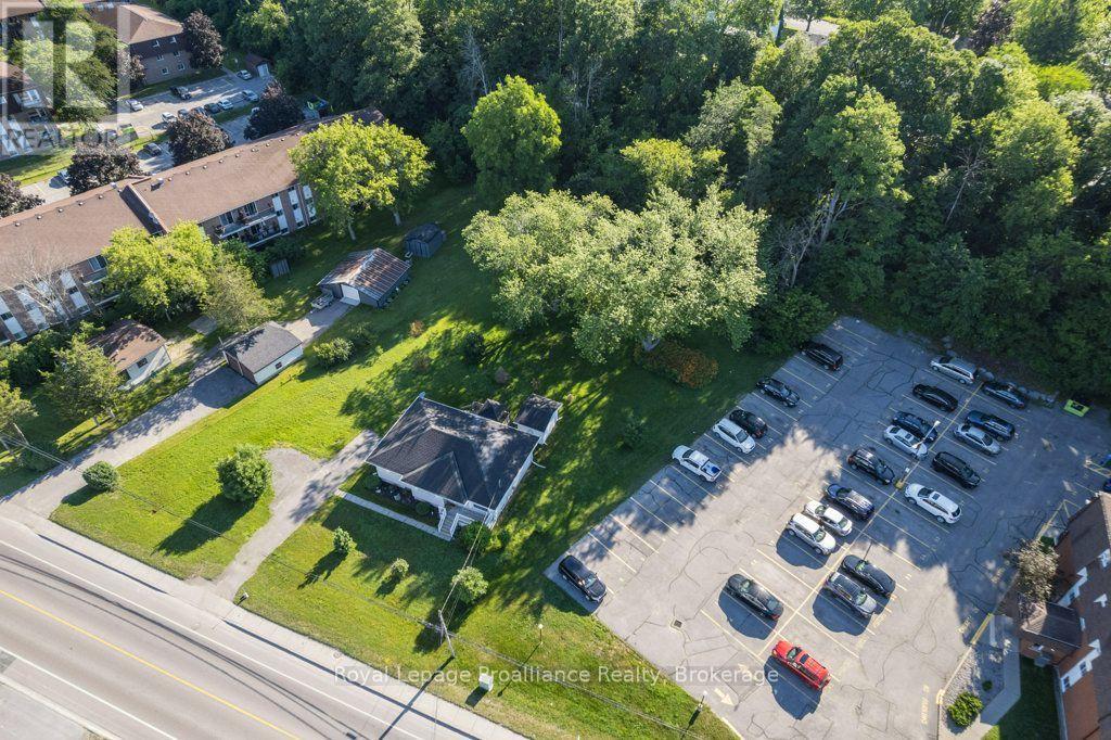 395 SIDNEY STREET - 31