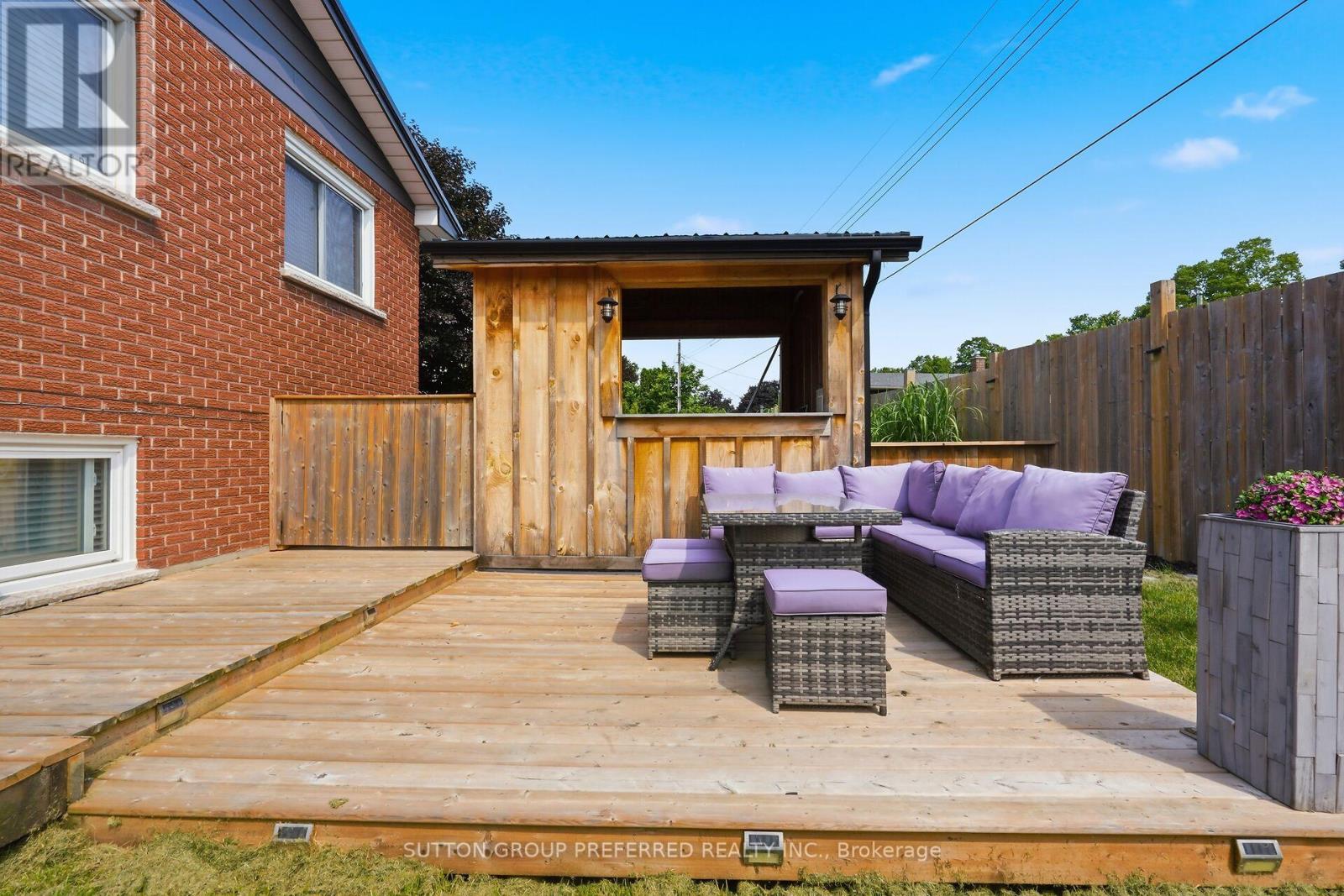 264 CHITTICK CRESCENT - 42