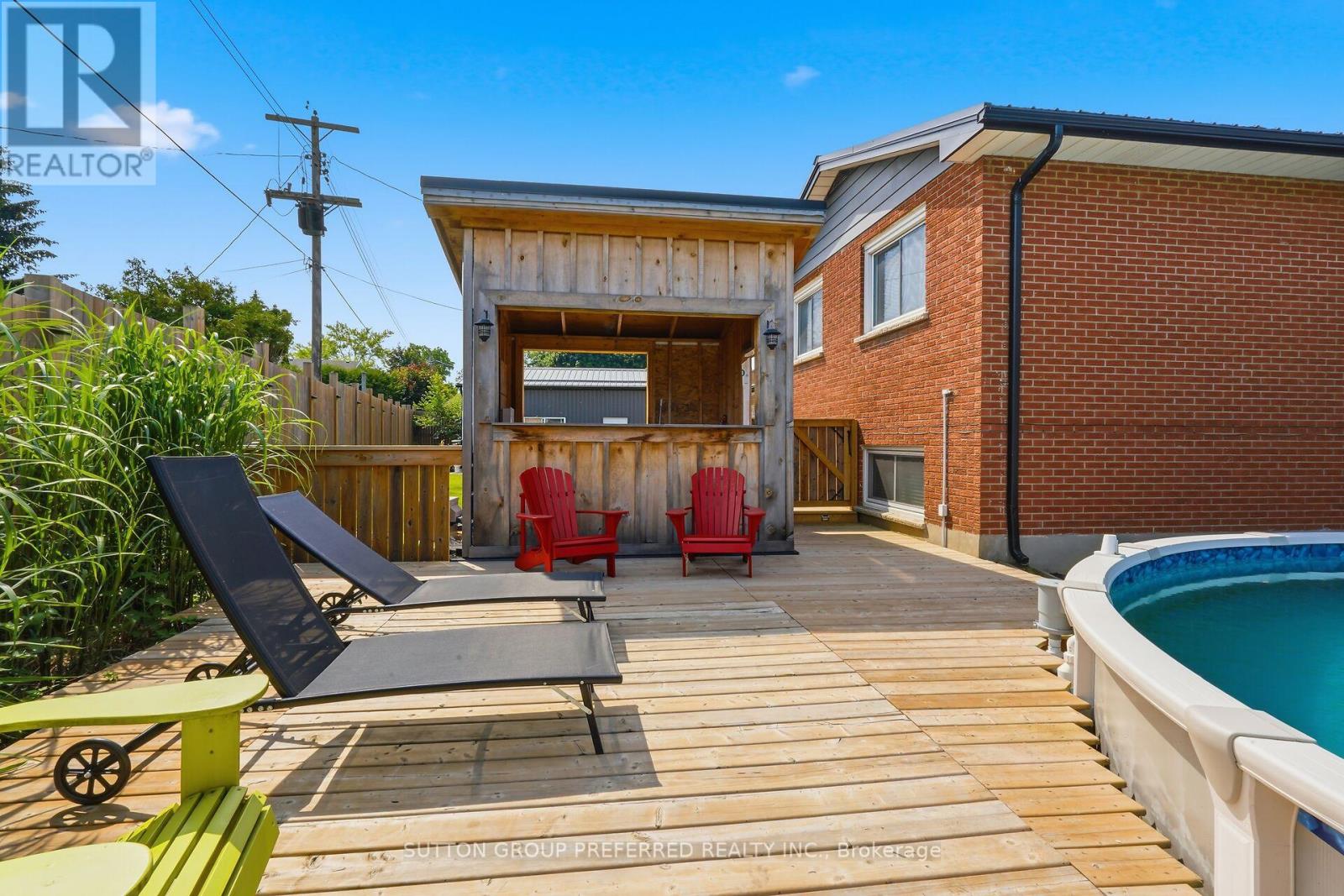 264 CHITTICK CRESCENT - 43