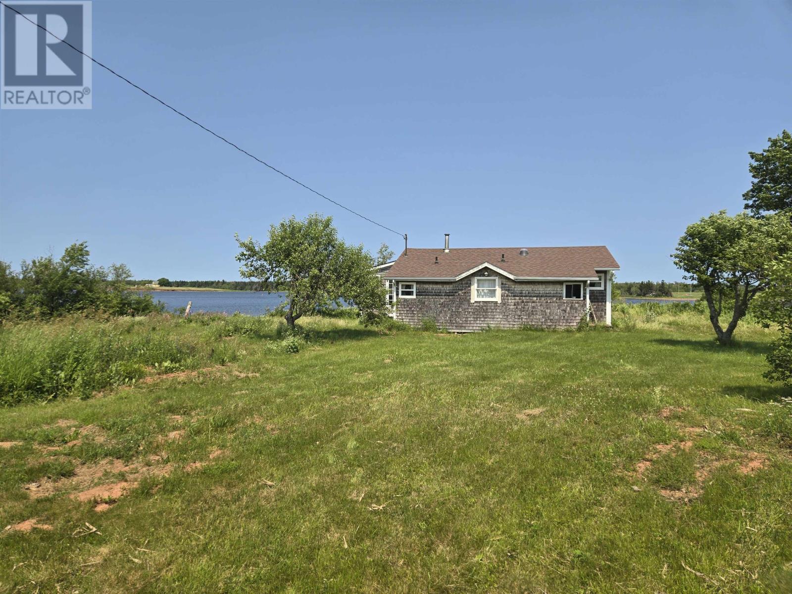 44 Summer Village Road - 1