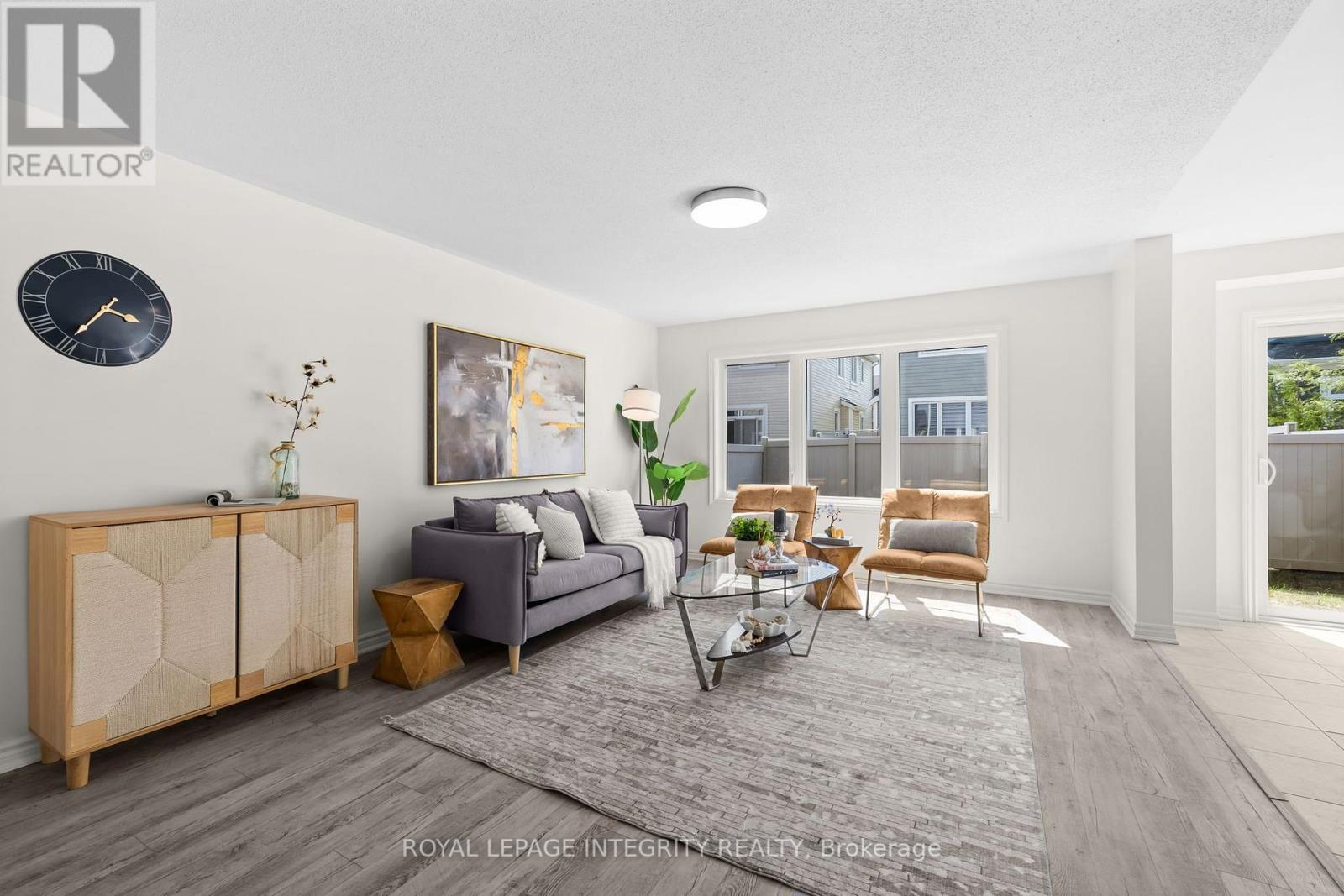 1002 LABURNUM WALK, Ottawa. Luxury613. By Peter Sagos - Image 7