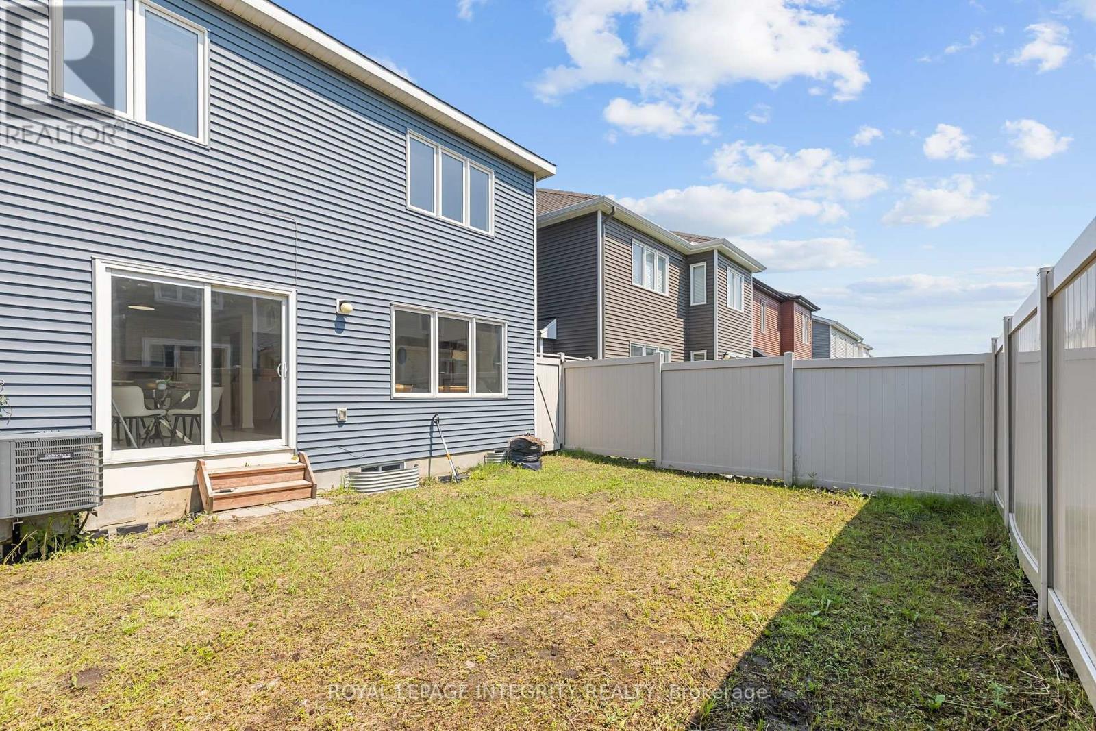 1002 LABURNUM WALK, Ottawa. Luxury613. By Peter Sagos - Image 34