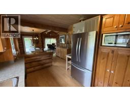 4730 Kitwanga Place, 108 Mile Ranch, BC V0K2Z0 Photo 12