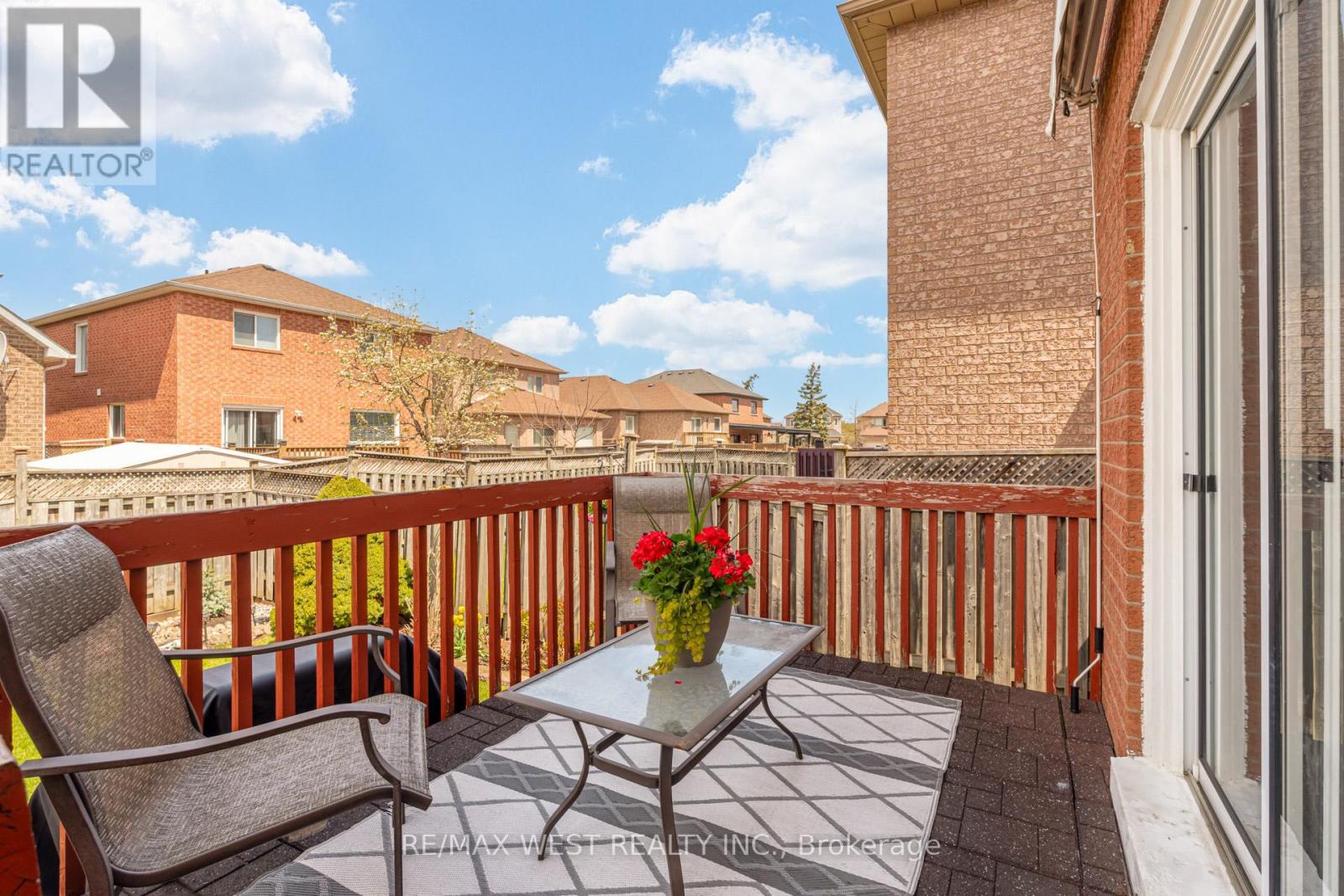 55 PAVIN CRESCENT - 30