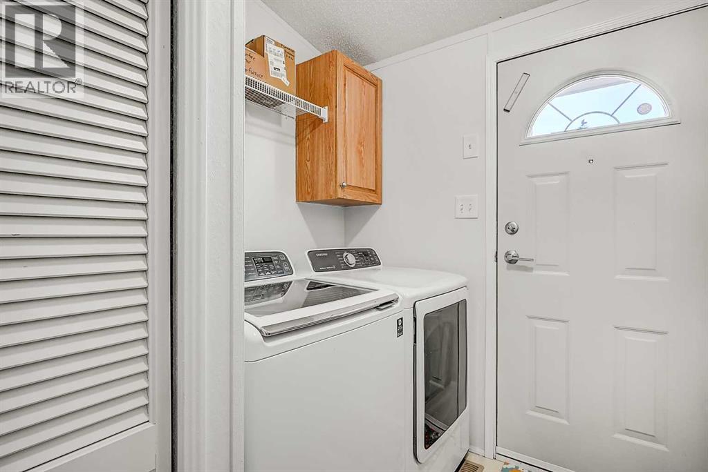 653 Carley Close - 23