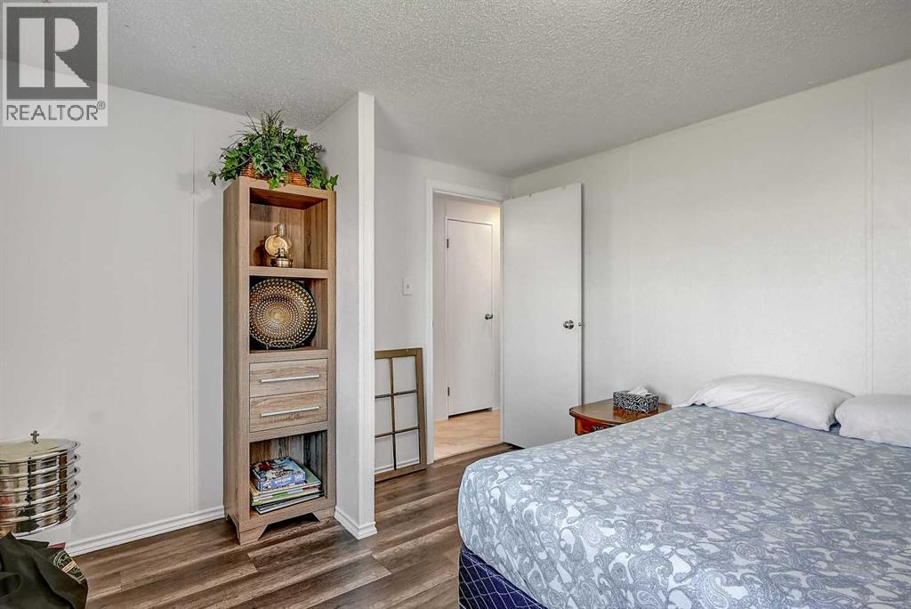 653 Carley Close - 22