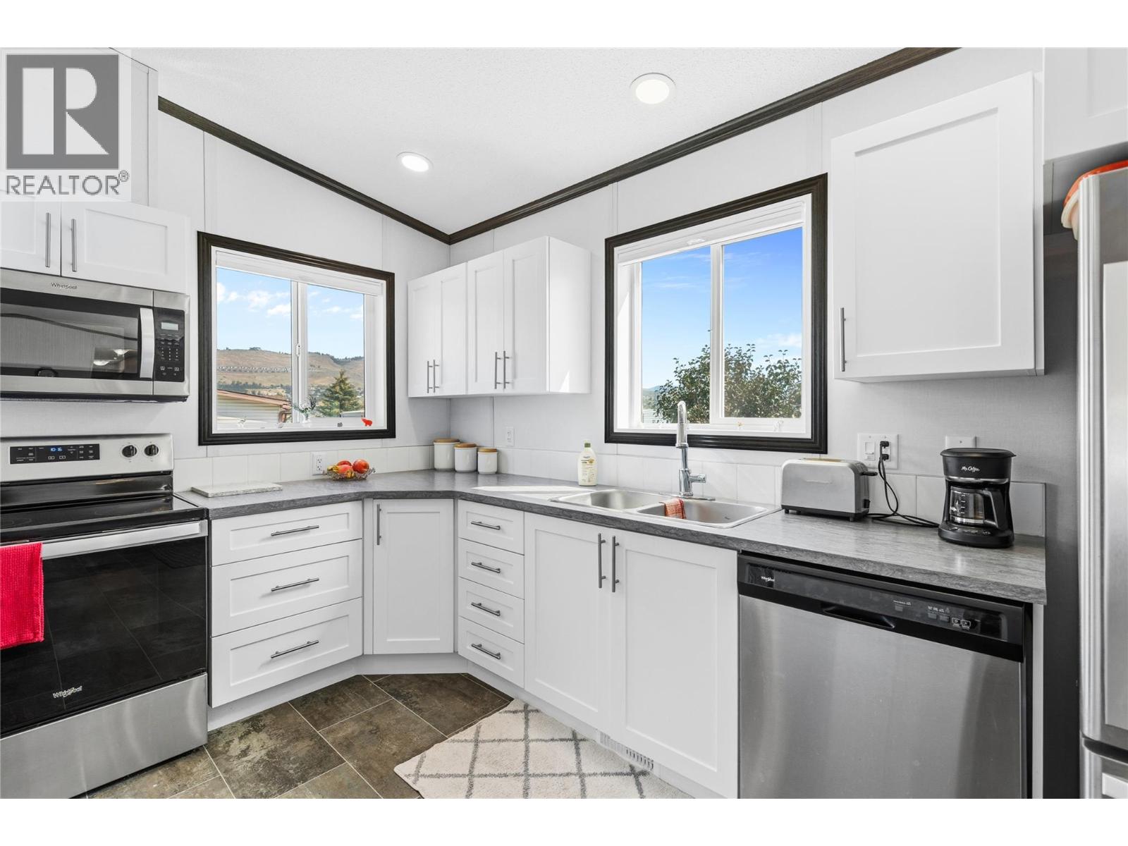 #30 6902 Okanagan Landing Road - Image 7