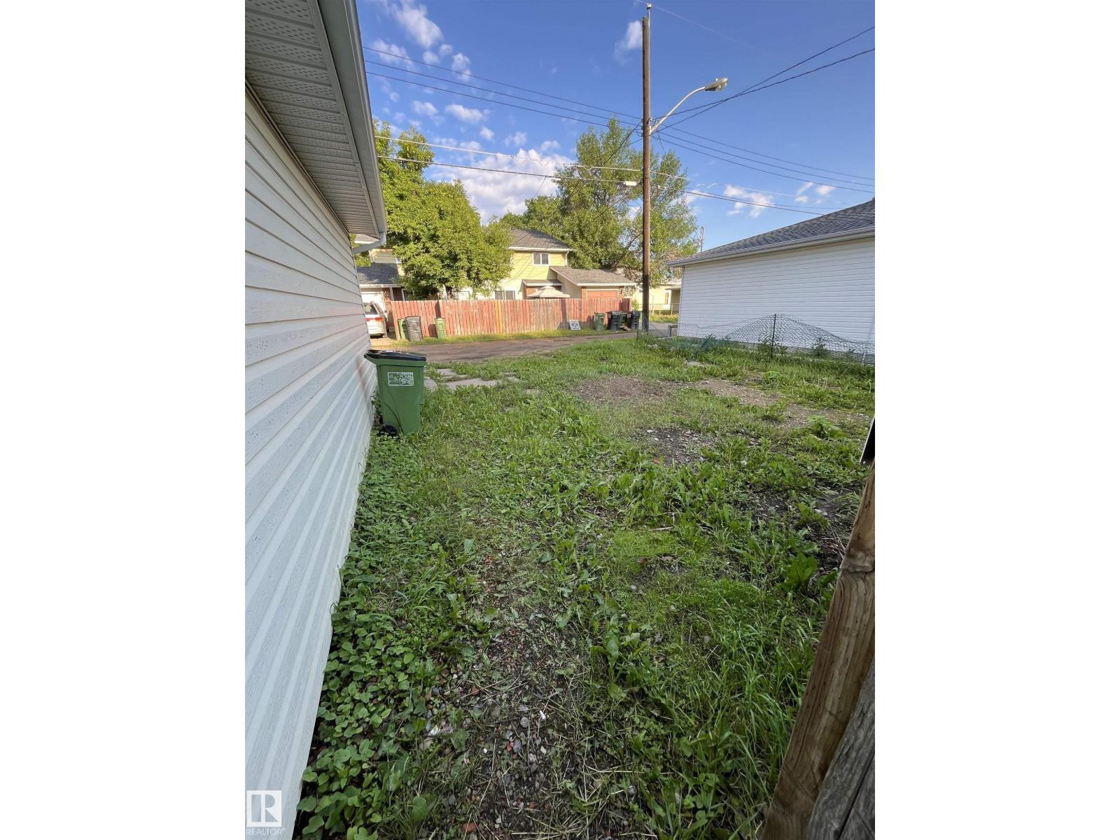 11938 70 NW - 17