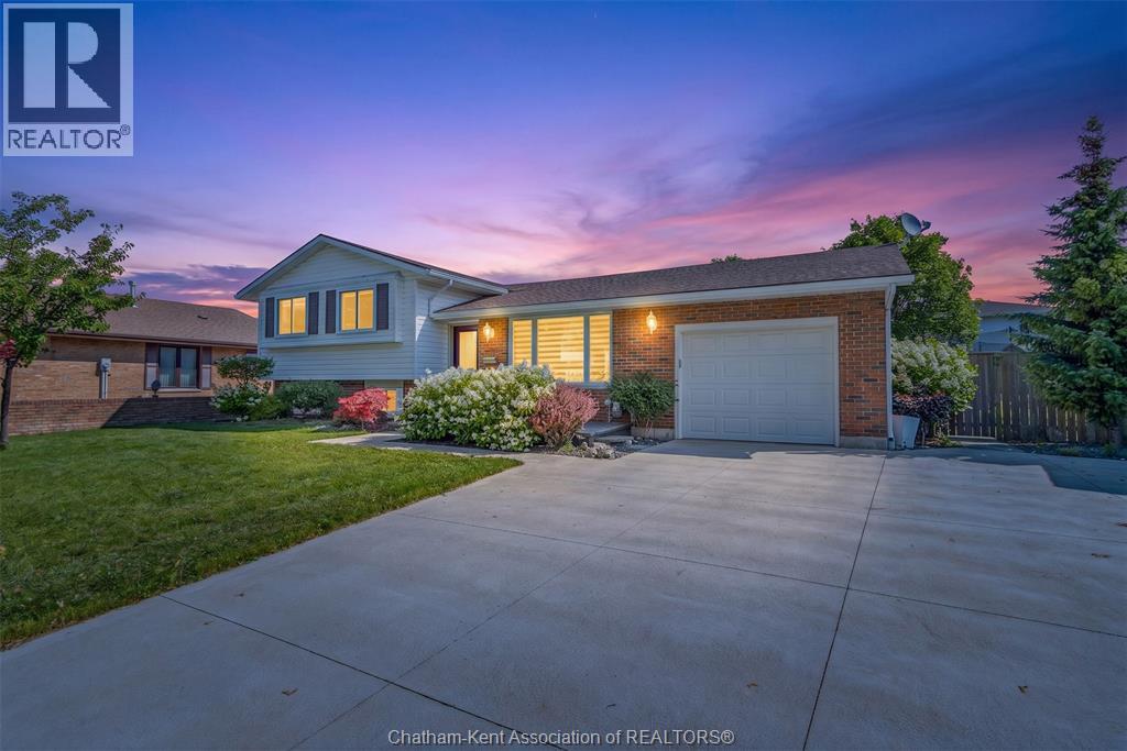 100 ARGYLE CRESCENT - Image 3