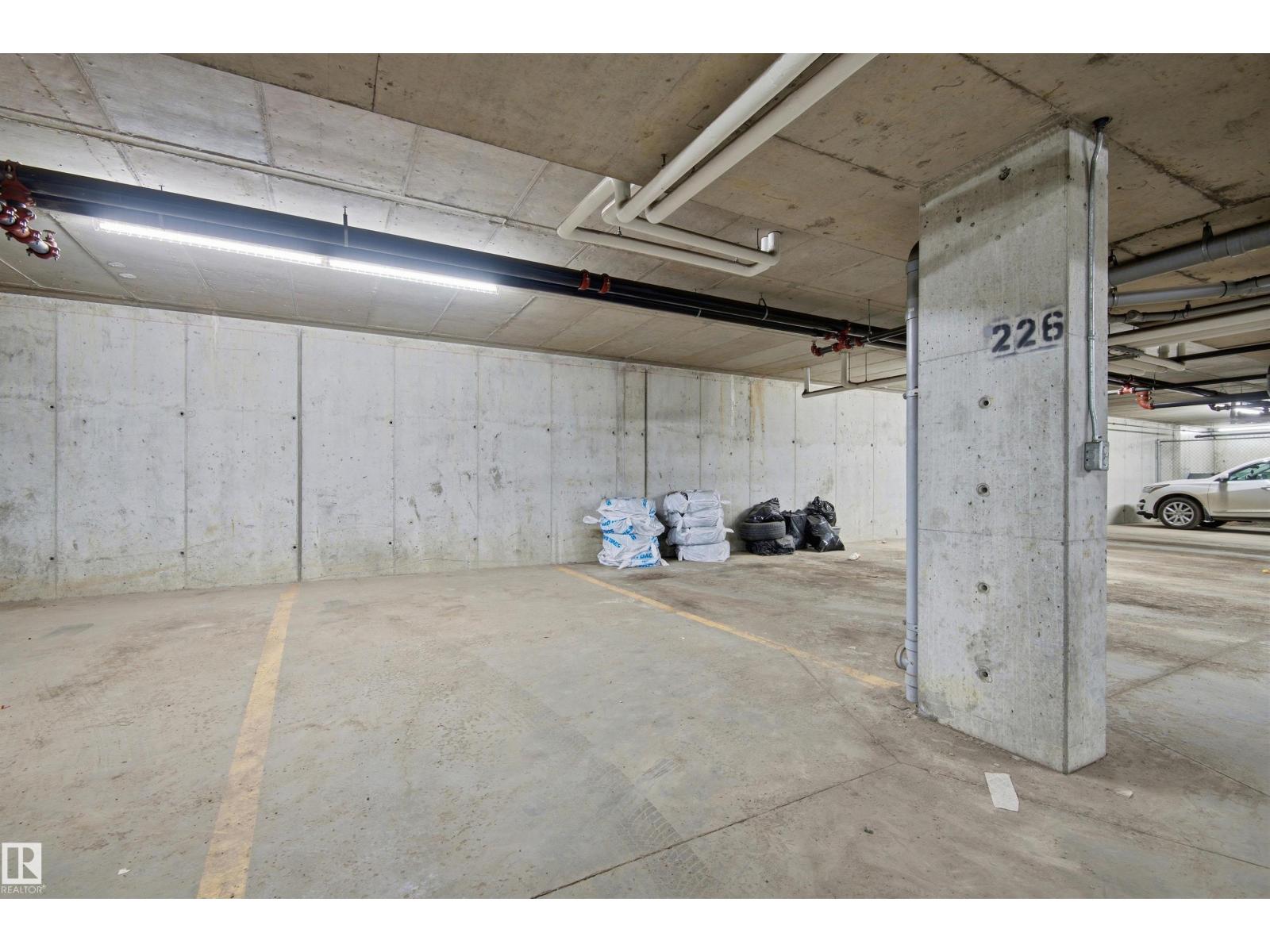 #435 5515 7 AV SW - 34