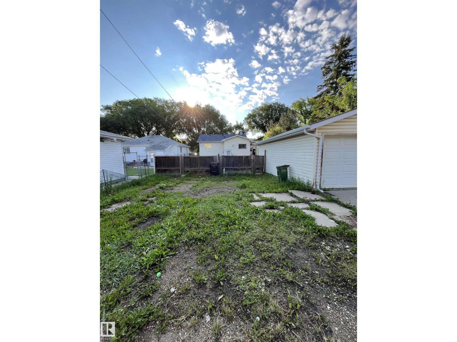 11938 70 NW - 19