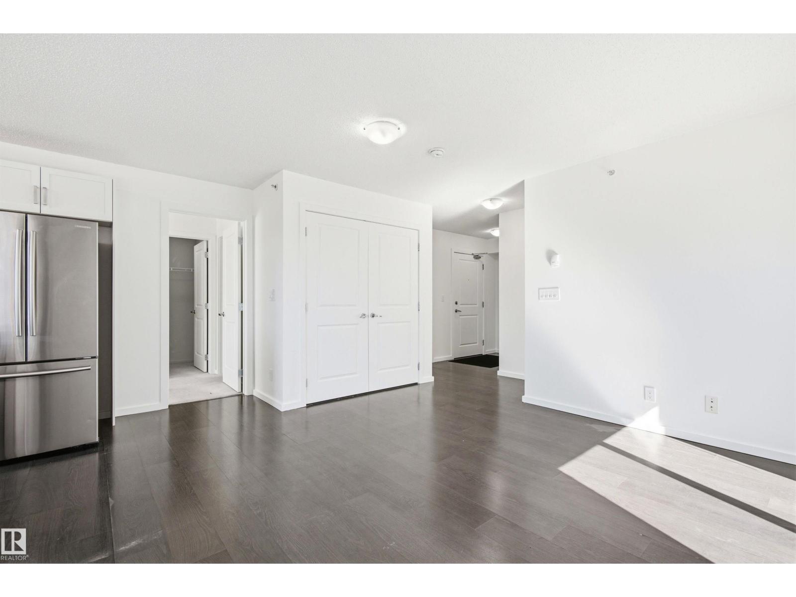 #435 5515 7 AV SW - 10
