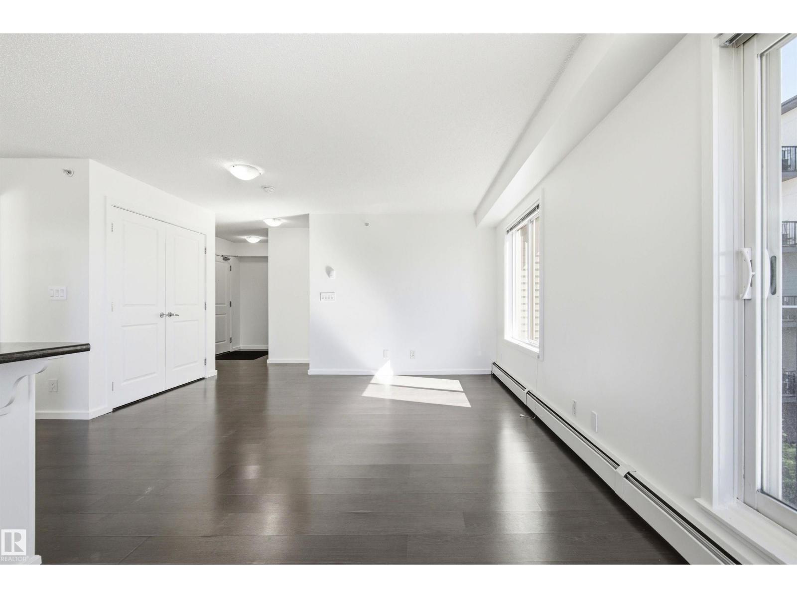 #435 5515 7 AV SW - 9