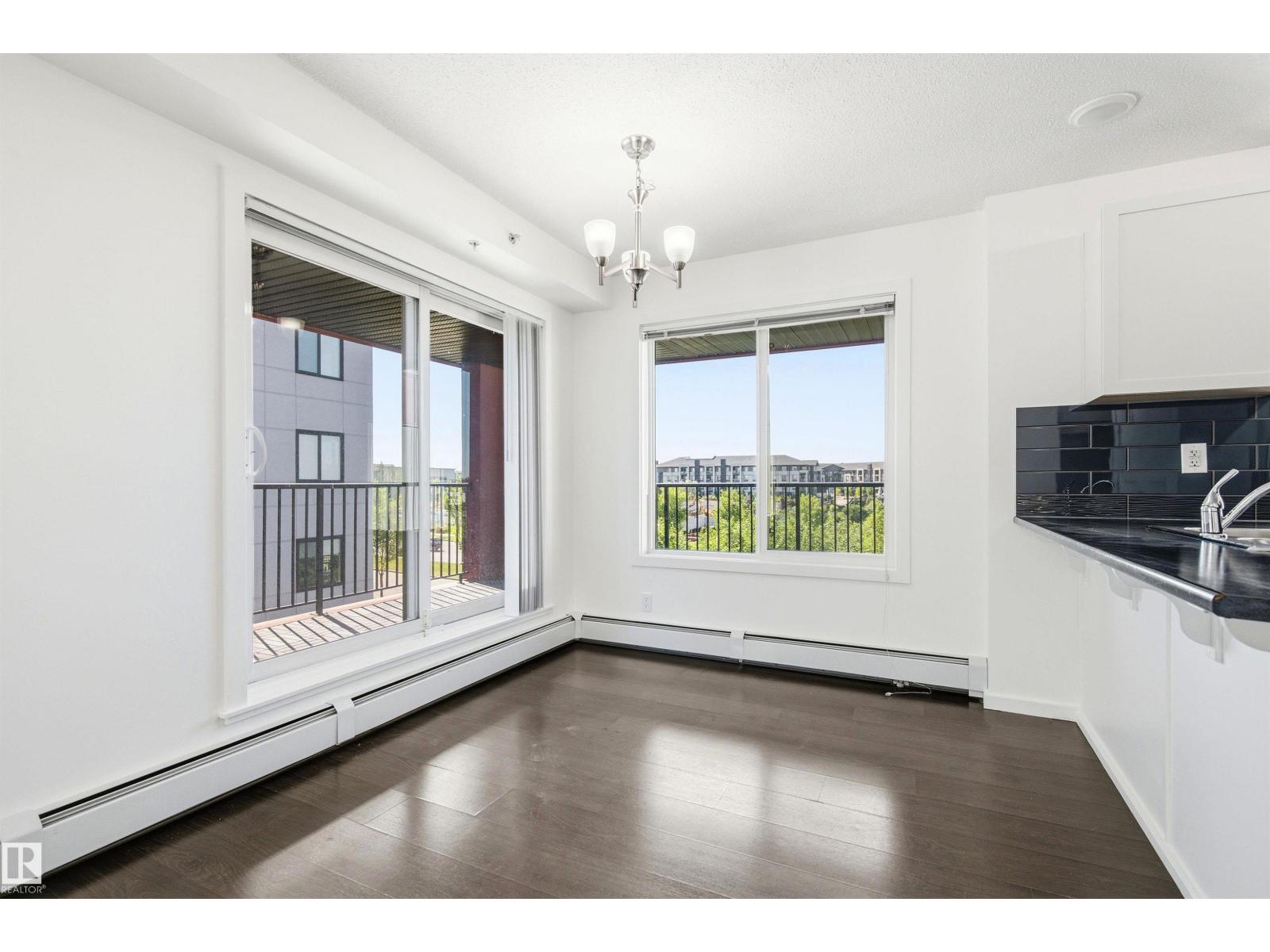 #435 5515 7 AV SW - 11