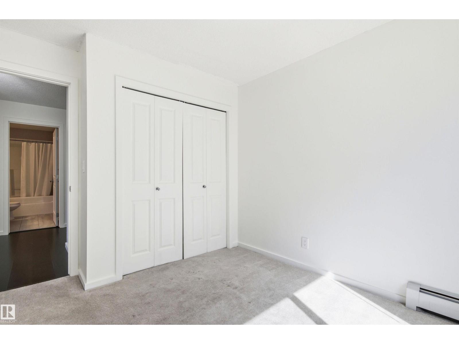 #435 5515 7 AV SW - 26