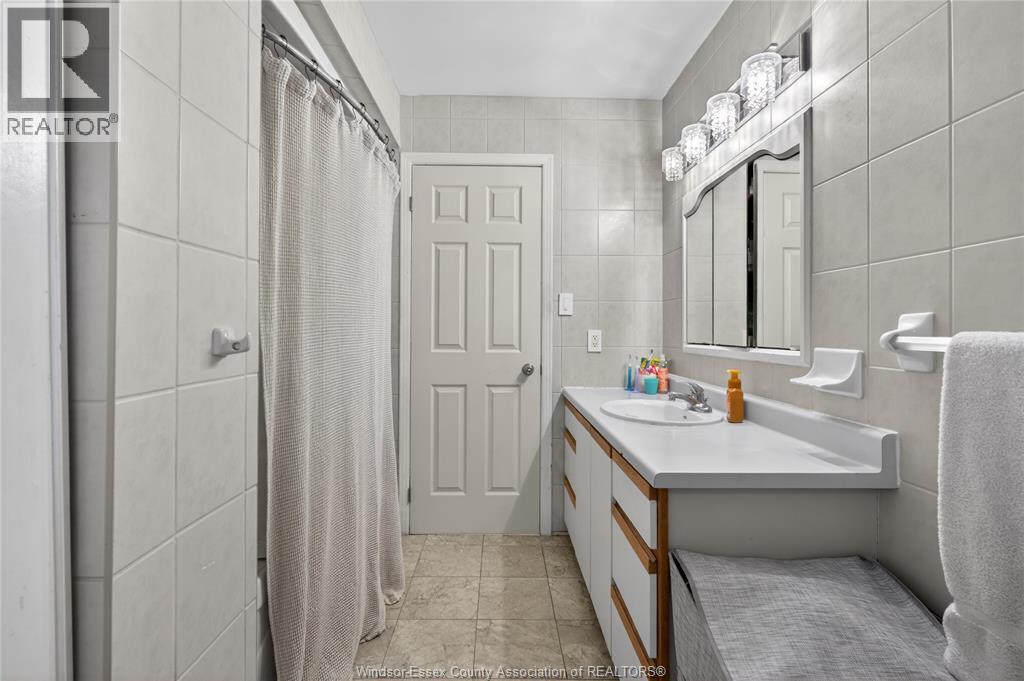 8492 Jerome - 17