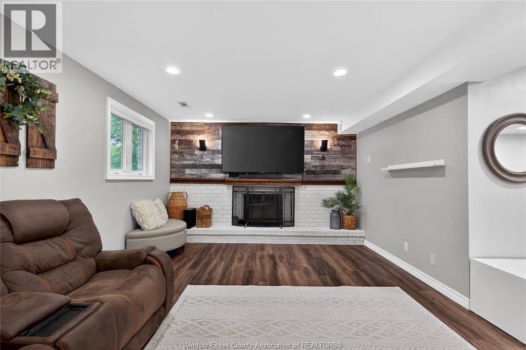 8492 Jerome - 26