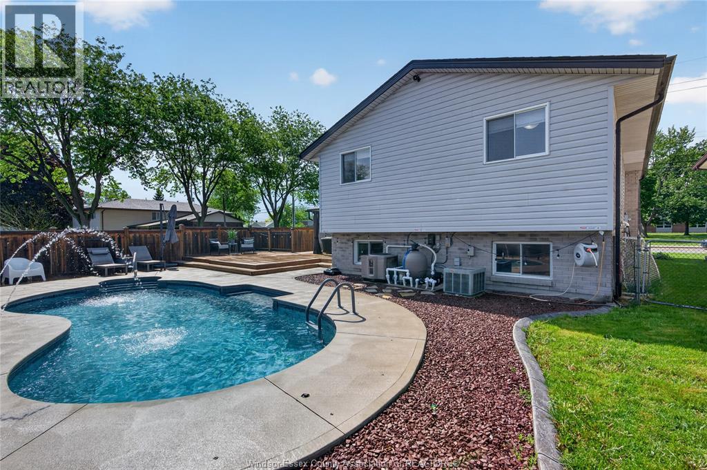 8492 Jerome - 38