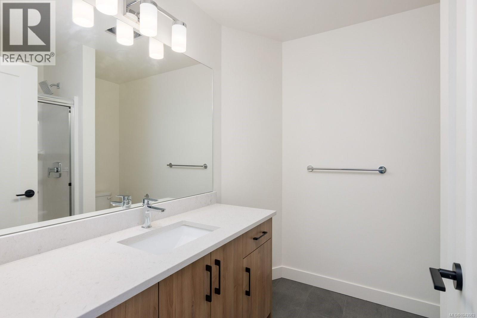  912 Rosefinch Place, Langford