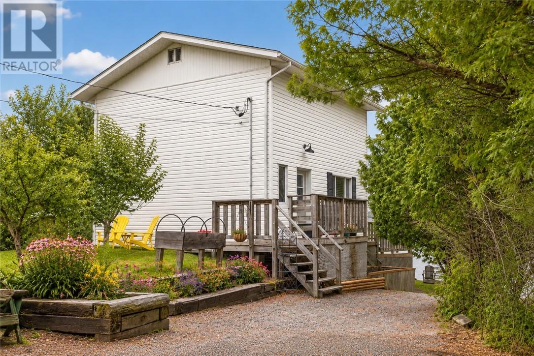 6 Eugenie Road - 2