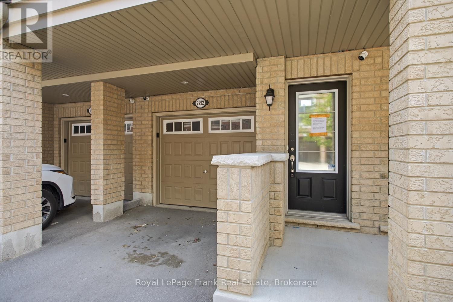 2292 CHEVRON PRINCE PATH - 2