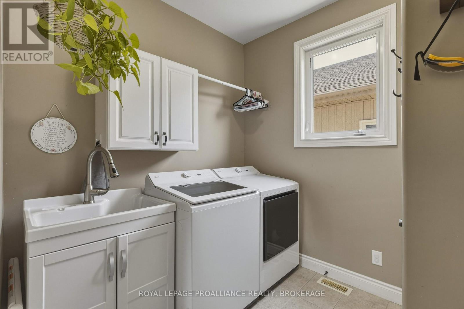 92 WINDERMERE BOULEVARD - 20