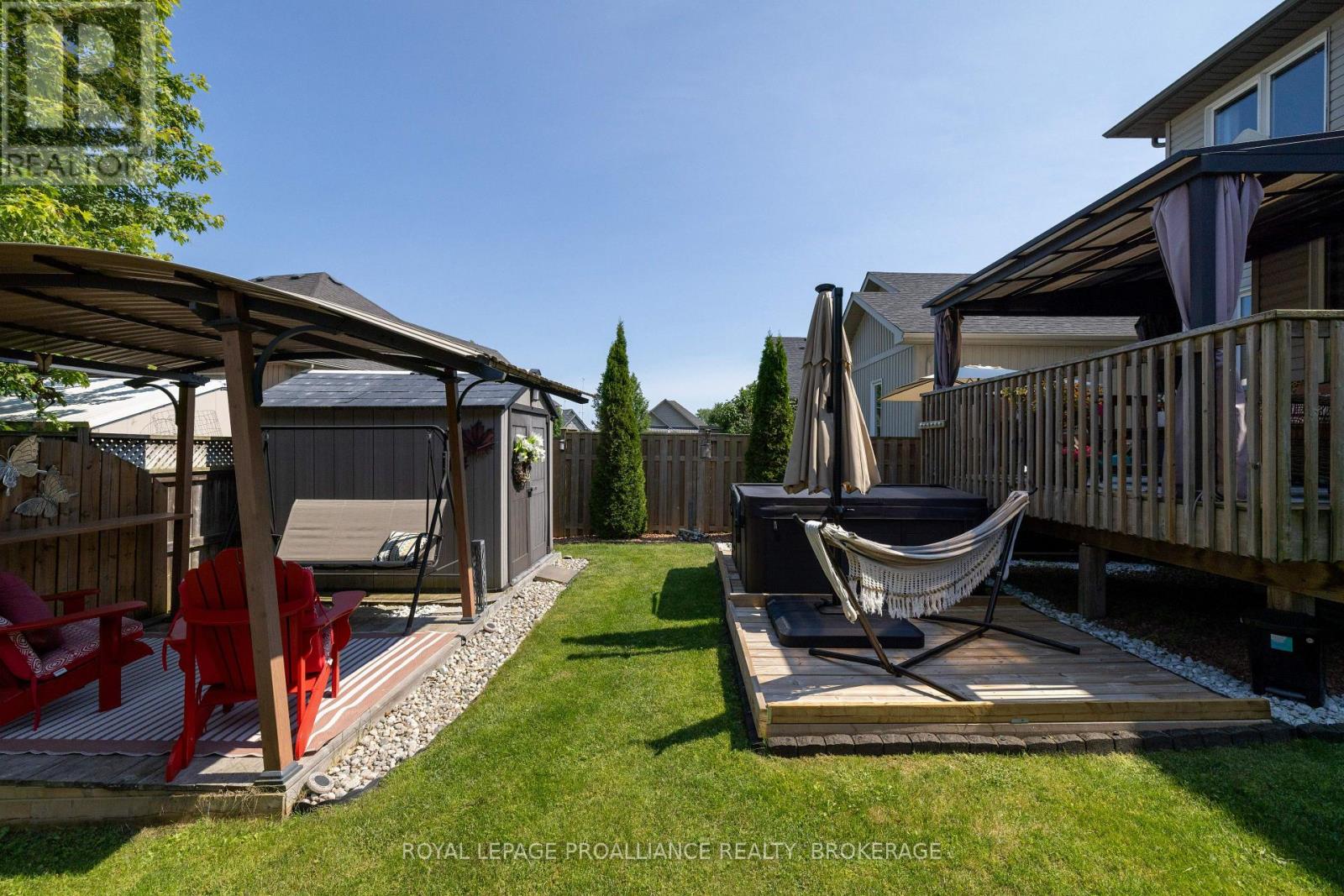 92 WINDERMERE BOULEVARD - 39